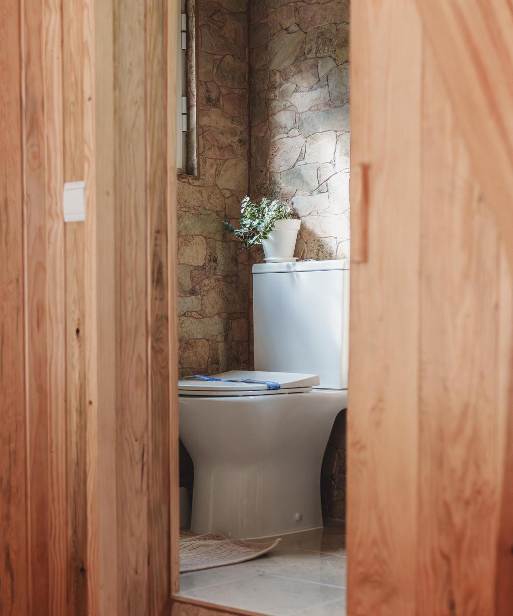 Nativo Natureza Pink Wood Cabin Cela  المظهر الخارجي الصورة